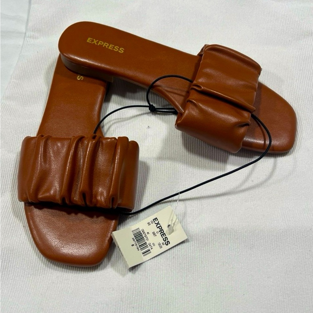 Express Sandals